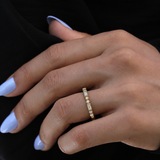 Eternal Radiance Baguette & Round Diamond Milgrain Band
