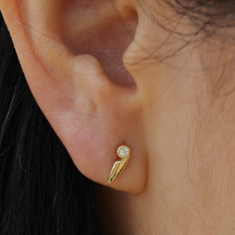 Asymmetrical diamond milgrain bezel with spear shaped earrings