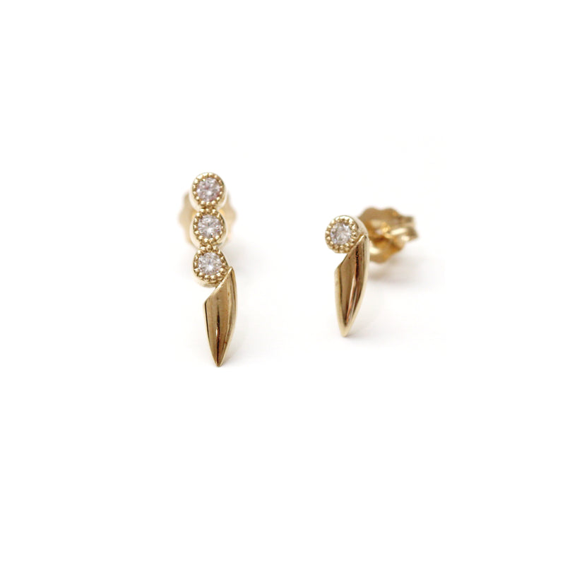 Asymmetrical diamond milgrain bezel with spear shaped earrings