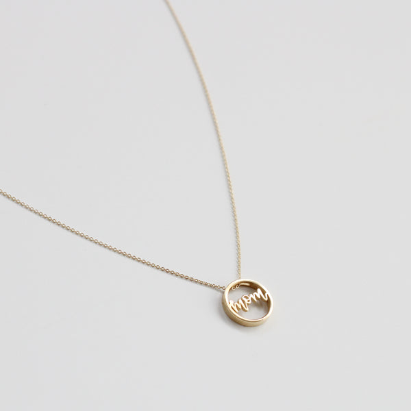 "mom" Love Letter disc necklace - Easter Ahn Design